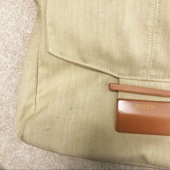 ⭐️Maxx New York Tan Canvas wooden purse bag - Picture 3 of 9